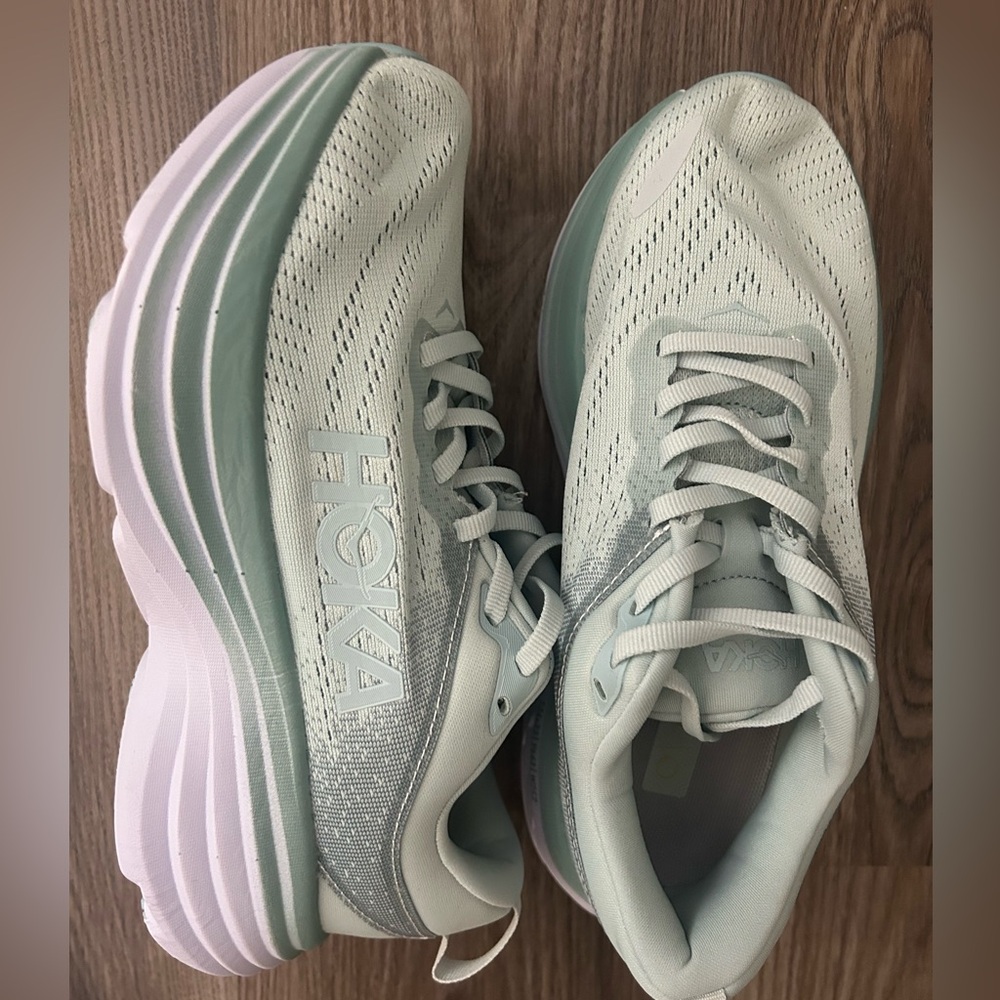 Hoka Bondi 8